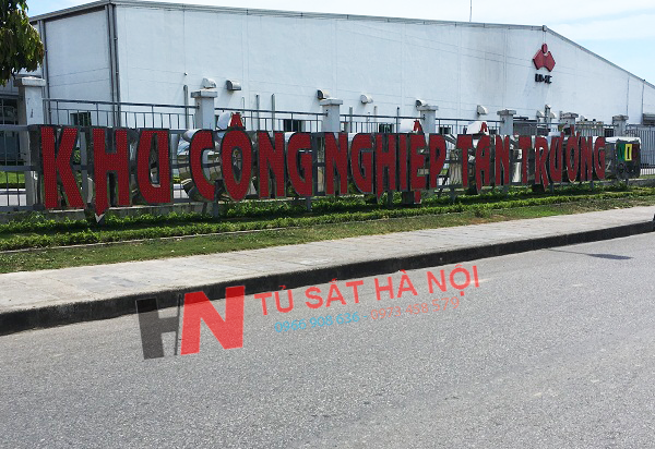 Bàn giao tủ sắt 28 ngăn tại công ty TNHH điện tử UMC Việt Nam