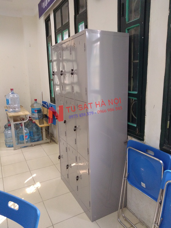 Phân phối tủ sắt locker 9 ngăn tại trường THCS Chu Văn An, Thụy Khuê, Tây Hồ