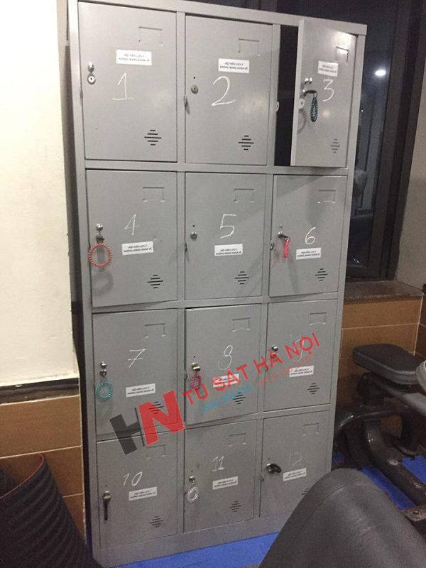 tu-sat-locker-12-ngan-tai-phong-tap-gym-trung-van-nam-tu-liem