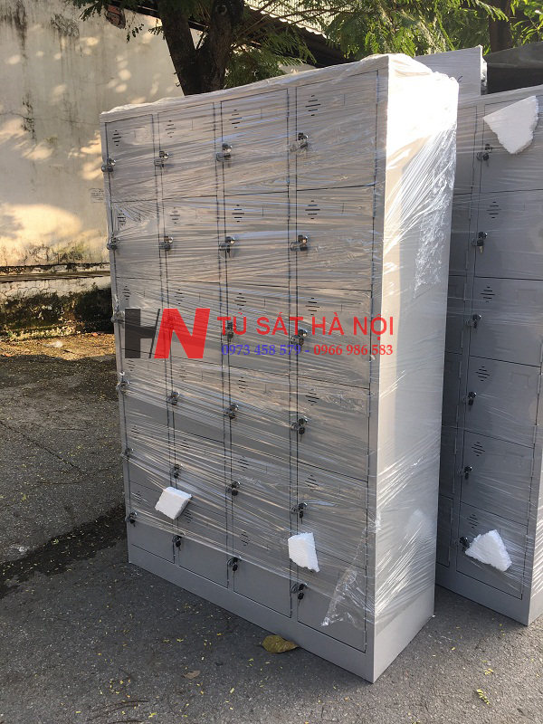 Phân phối tủ sắt locker 24 ngăn cho khách hàng tại Hòa Bình 1