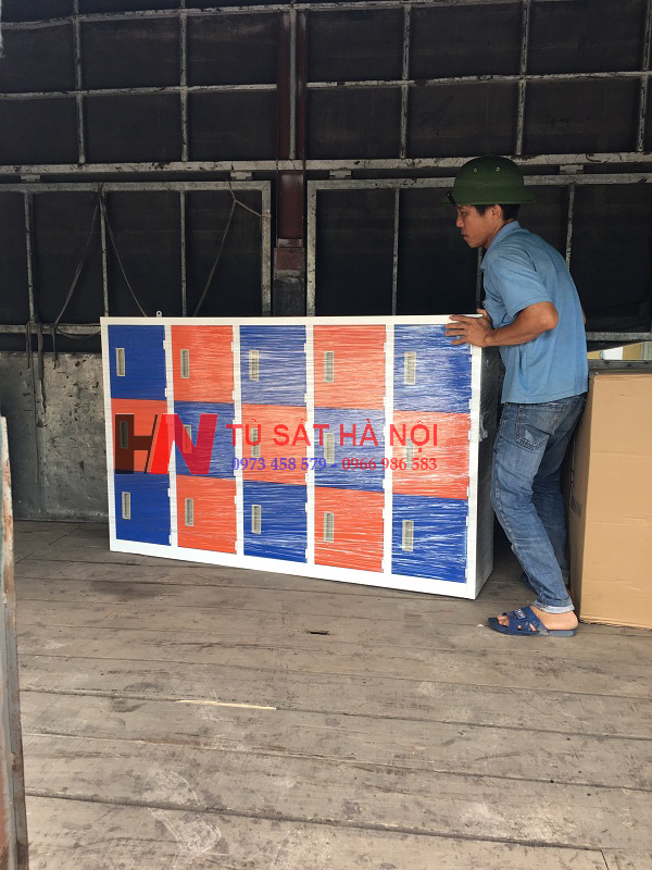 Phân phối tủ sắt mầm non 15 ngăn đi Vinh 2