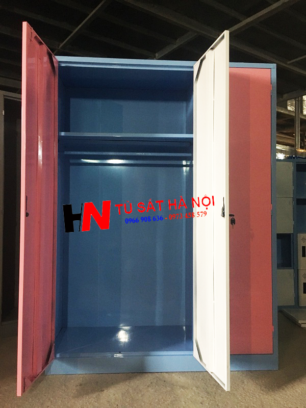 Tủ sắt quần áo phân phối cho khách hàng tại Đan Phượng Hà Nội
