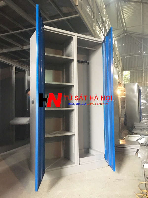 Tủ sắt quần áo phân phối cho khách hàng tại Đan Phượng Hà Nội 3