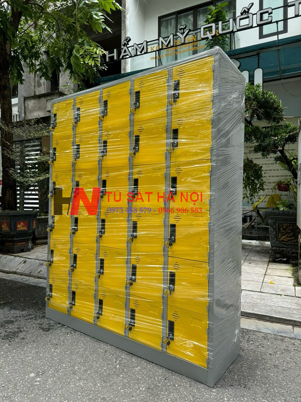 san-xuat-tu-locker-30-ngan-mau-vang-cho-khach-hang